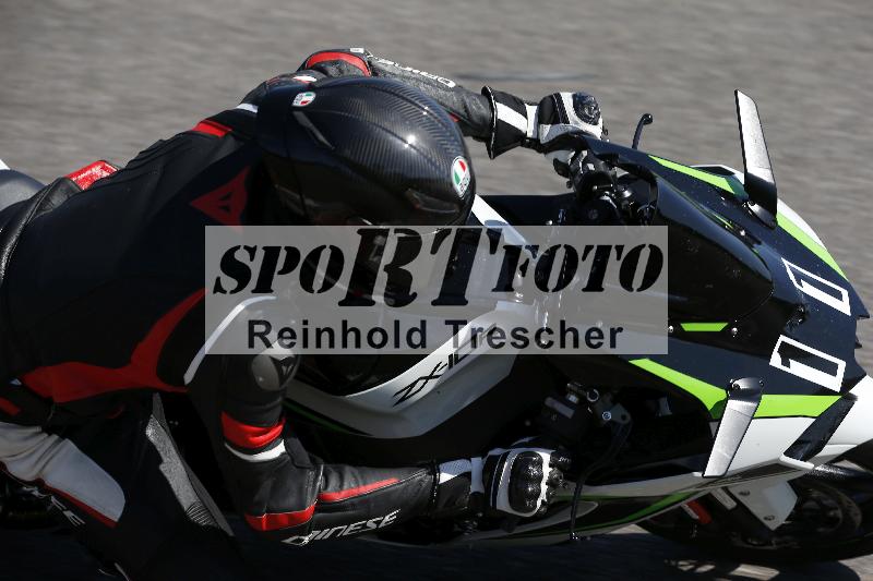 /Archiv-2024/56 10.08.2024 Plüss Moto Sport ADR/Einsteiger/11